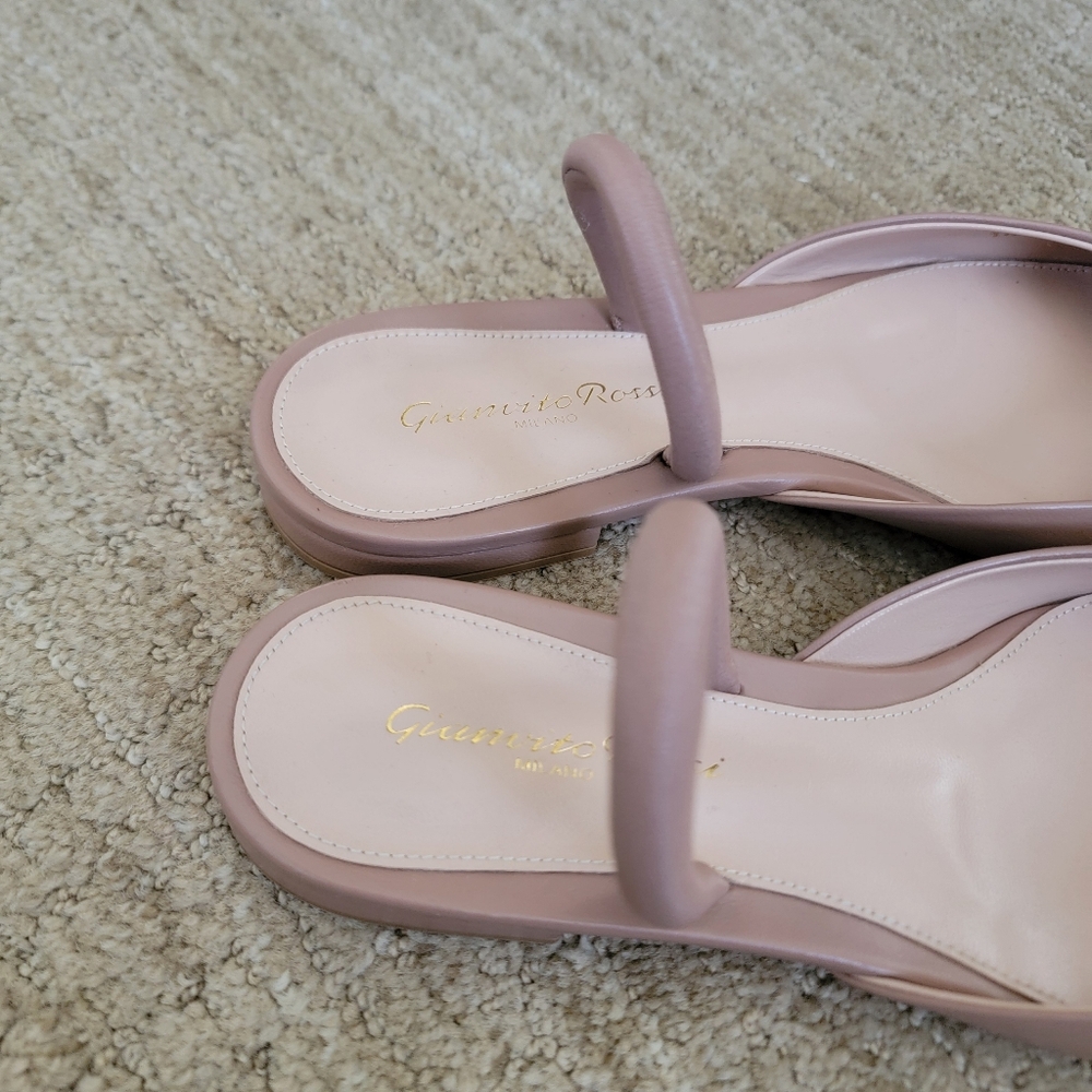 New Gianvito Rossi Sphera Dome Leather Slingback Flats, Size 38 - Picture 2 of 10